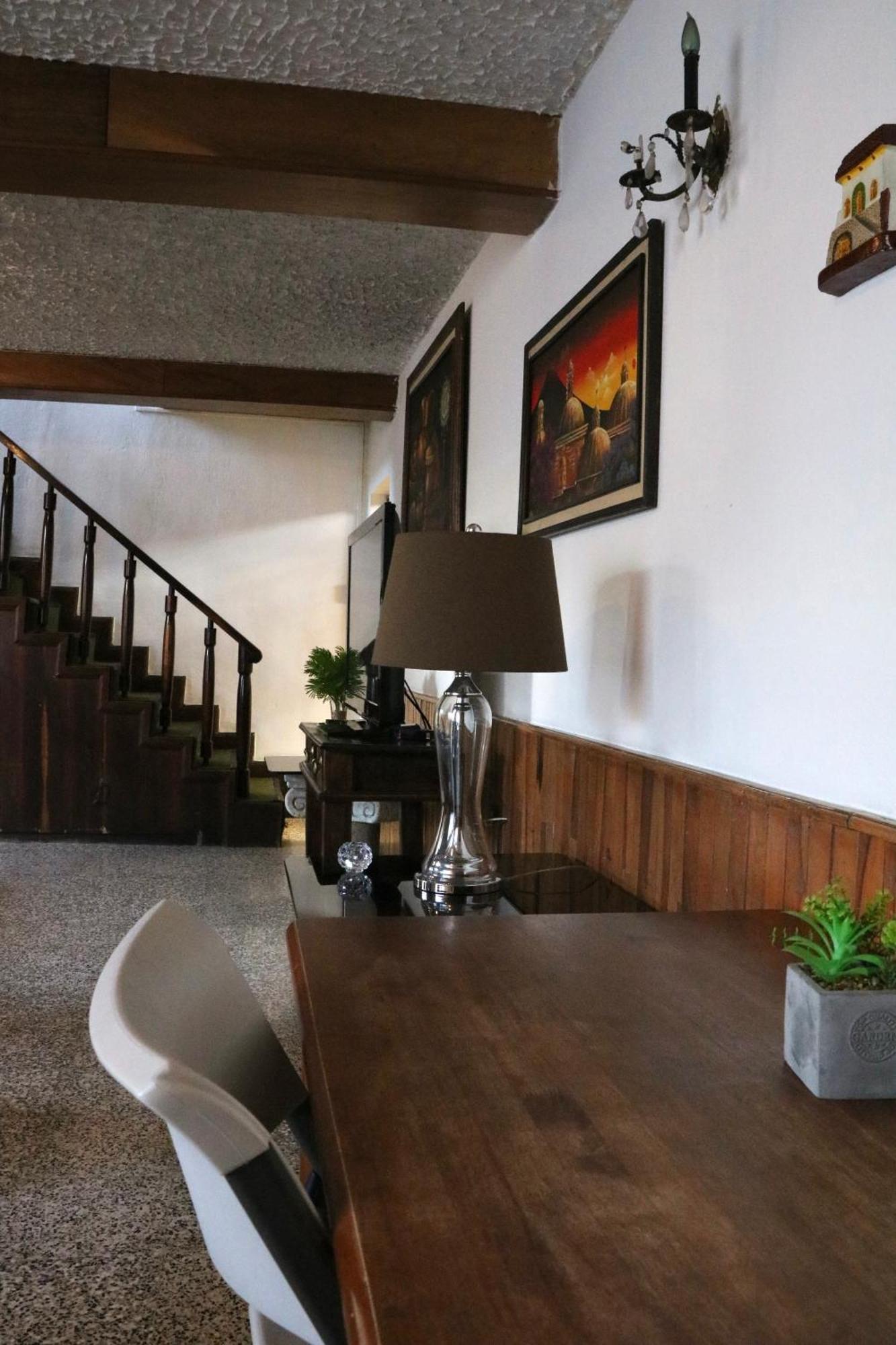 Hostal Los Volcanes Guatemala-Stadt Exterior foto